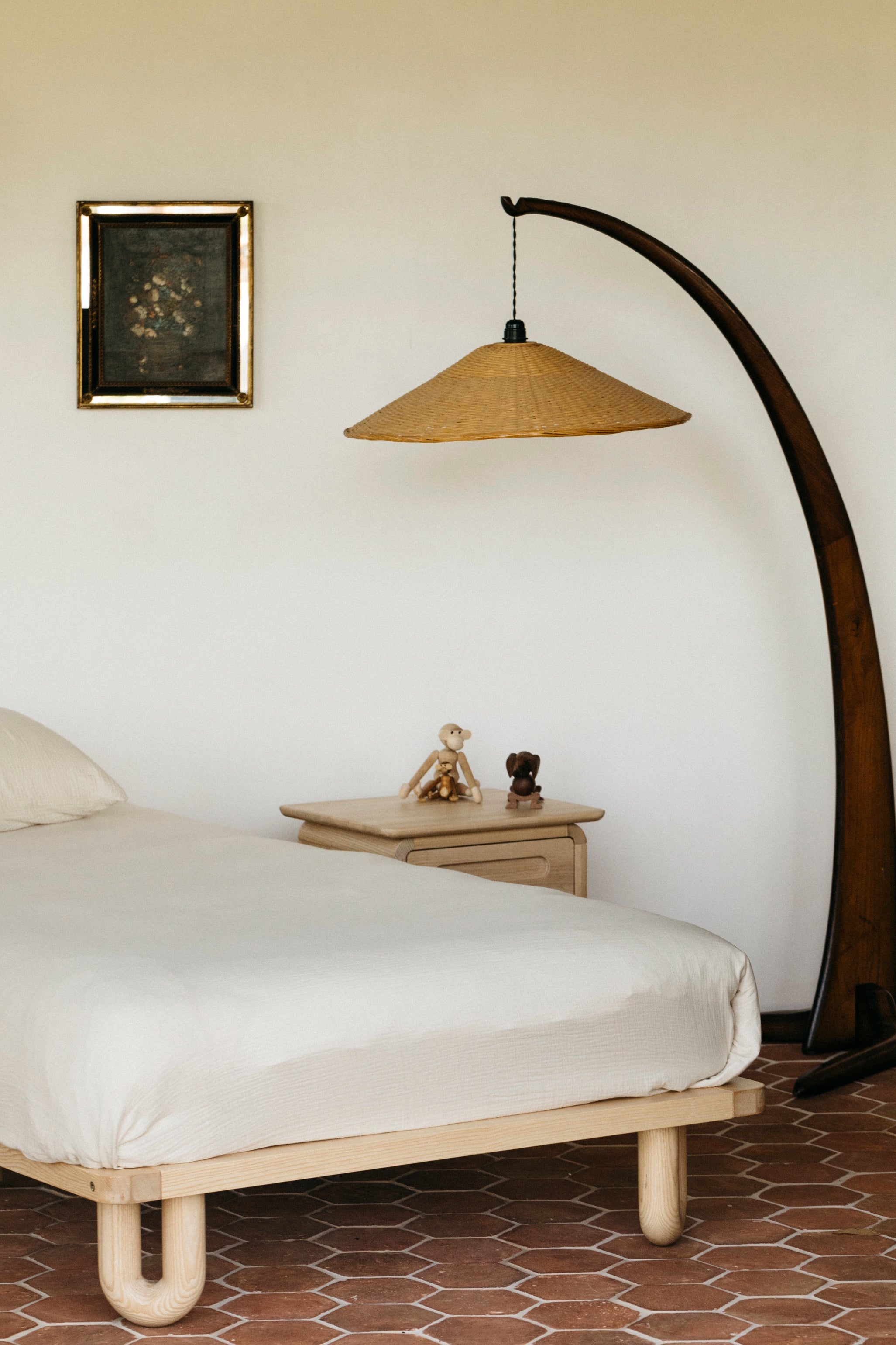 Arche Beds & Bed Rails