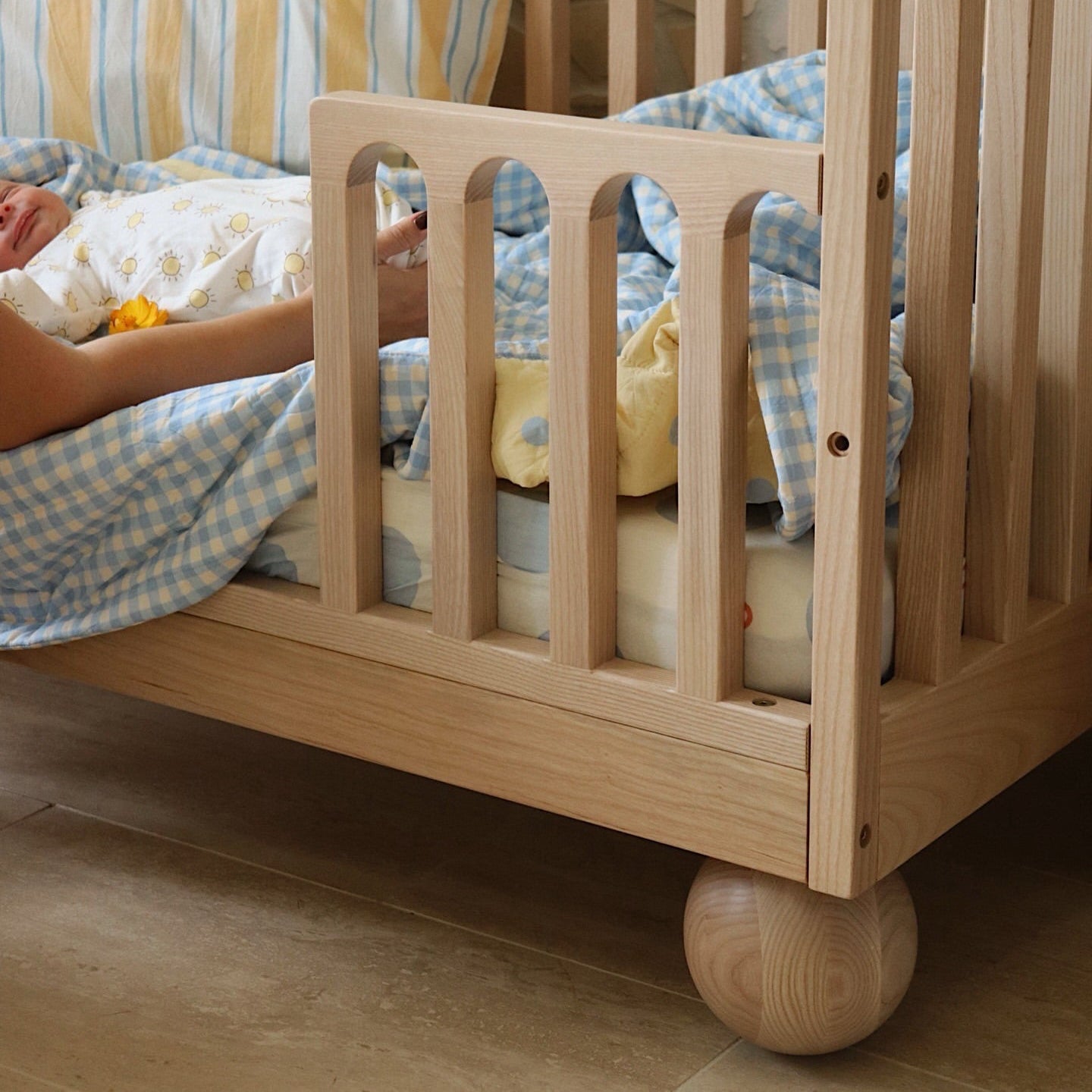 Solid wood Zali Ashwood Baby Cot with cotton linen