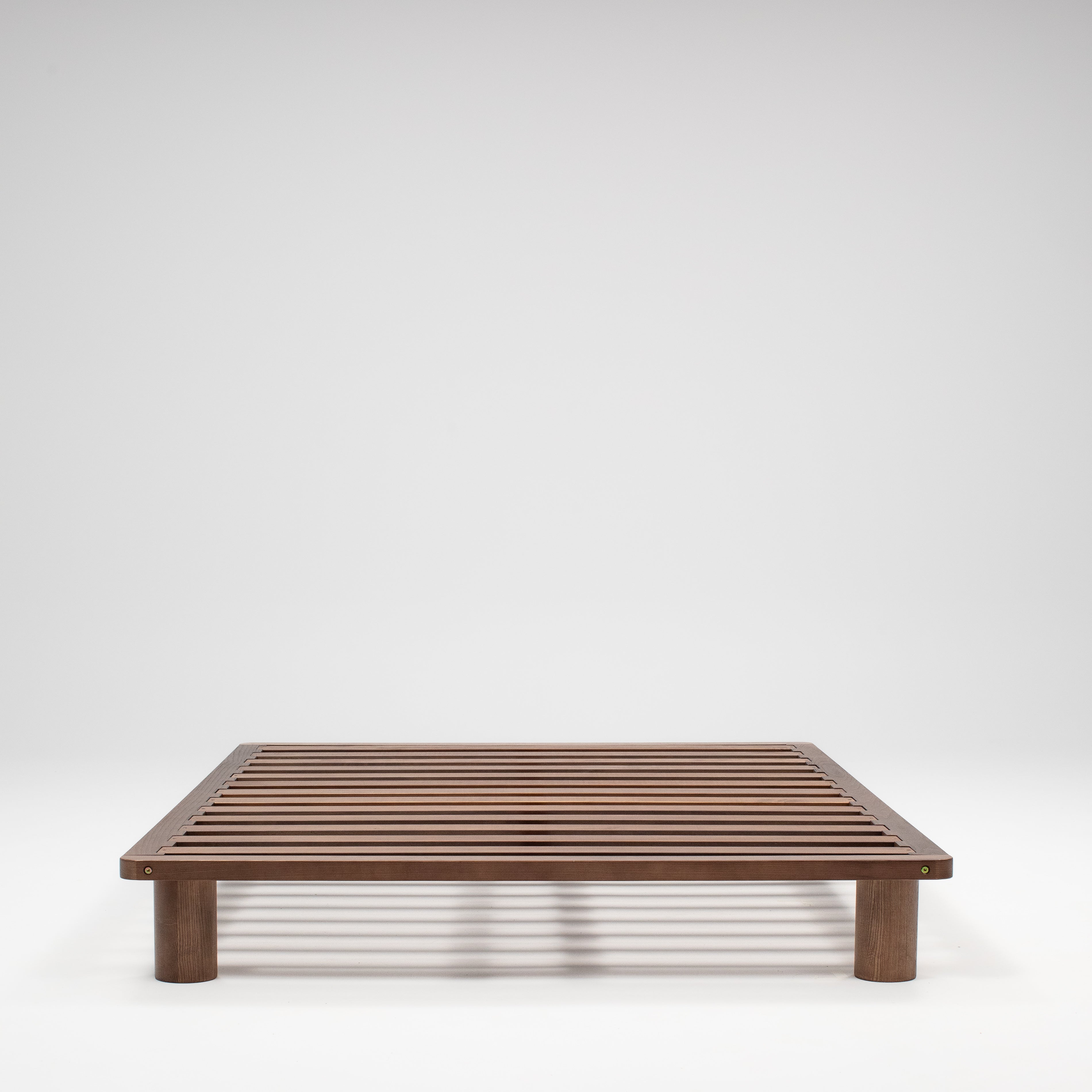 Hendrix Queen Bed Walnut