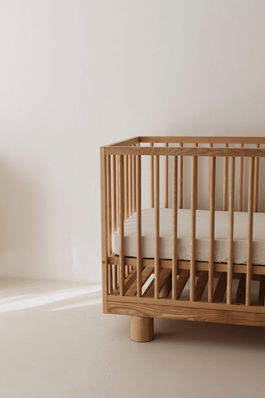 Hendrix Ashwood Cot